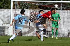 FC Ingolstadt 04 II - TSV 1860 München II  - Marcel Hagmann kann klären - Foto: Jürgen Meyer