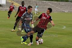 Regionalliga FC Ingolstadt 04 II - SpVgg Greuther Fürth II - Müller Stefan (rot FC Ingolstadt) - Sebald Alexander (Torwart Greuther Fürth) - Foto: Jürgen Meyer