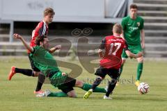 Regionaliga Bayern - FC Ingolstadt II - FC Augsburg II - Riegger Samuell #17 rot Ingolstadt - Ekin Aref #13 grün Augsburg - Foto: Jürgen Meyer