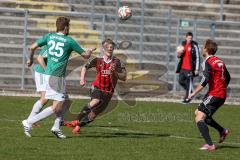 Regionaliga Bayern - FC Ingolstadt II - SV Schalding-Heining - Fenninger Christof rot FC Ingolstadt - Zacher Franz-Philipp #21 Schalding - Gashi Dardan #25 grün Schalding - Foto: Jürgen Meyer