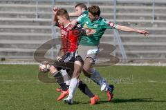 Regionaliga Bayern - FC Ingolstadt II - SV Schalding-Heining - Fenninger Christof rot FC Ingolstadt - Gashi Dardan grün Schalding - Foto: Jürgen Meyer