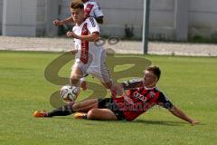 Regionlliga - FC Ingolstadt 04 II - FC Nürnberg -  Knezevic Ivan #40 weiss Nürnberg links - Büch Gordon #2 rot FC Ing 04 - Foto: Jürgen Meyer