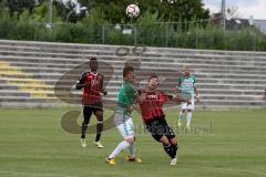 Regionalliga FC Ingolstadt 04 II - SpVgg Greuther Fürth II - Müller Stefan (rot rechts FC Ingolstadt) - Kohlheck Julian (links grün Greuther Fürth) - Foto: Jürgen Meyer