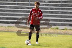 Regionaliga - Saison 2015/2016 - FC Ingolstadt 04 II - TSV Rain/Lech - Neuzugang Ryoma Watanabe #17  beim Warm machen - Foto: Jürgen Meyer