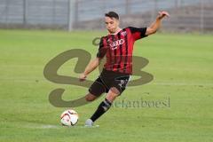 Regionaliga - Saison 2015/2016 - FC Ingolstadt 04 II - TSV Rain/Lech - Thomas Pledl #8 rot Ingolstadt beim Freistoß - Foto: Jürgen Meyer