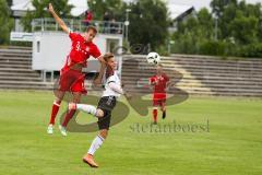 Regionalliga - Saison 2016/2017 - FC Ingolstadt 04 II - FC Bayern München II - Fenninger Christof weiss FCI beim Kopfball -  Foto: Jürgen Meyer