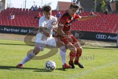 Regionalliga Bayern - Saison 2018/2019 - FC Ingolstadt 04 II - SV Heimstetten - Michael Senger rot FCI - Yannick Günzel weiss Heimstetten - Foto: Meyer Jürgen