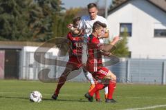 Regionalliga Bayern - Saison 2018/2019 - FC Ingolstadt 04 II - SV Heimstetten - Michael Senger und Paul Grauschopf beide rot FCI - Lukas Riglewski weiss Heimstetten - Foto: Meyer Jürgen