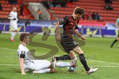 3. Liga; FC Ingolstadt 04 - Preußen Münster; Moritz Seiffert (23, FCI) Zweikampf Kampf um den Ball ter Horst Jano (27 PM)