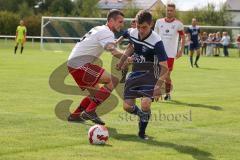 Kreisklasse - Saison 2022/2023 - TV Münchsmünster - SpVgg Langenbruck  - Tobias Schmid blau Münchsmünster - Fabian Gärtner weiss Langenbruck - Foto: Meyer Jürgen