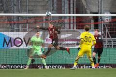 3. Liga; FC Ingolstadt 04 - Borussia Dortmund II; rettet den Ball Tobias Schröck (21, FCI) Torwart Marius Funk (1, FCI) Pohlmann Ole (30 BVB2) Jannik Mause (7, FCI)
