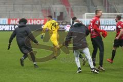 3. Fußball-Liga - Saison 2020/2021 - FC Ingolstadt 04 - FC Viktoria Köln - Der 1:1 Ausgleichstreffer durch Torwart Fabijan Buntic (#24,FCI)  - jubel  - Foto: Meyer Jürgen