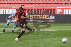 3. Liga - FC Ingolstadt 04 - TSV 1860 München - Elfmeter Dennis Eckert Ayensa (7, FCI)