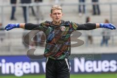 2.BL; FC St. Pauli - FC Ingolstadt 04, Torwart Robert Jendrusch (1, FCI)