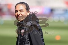 3. Liga; FC Ingolstadt 04 - Hannover 96 II; Cheftrainerin Sabrina Wittmann (FCI) gut gelaunt