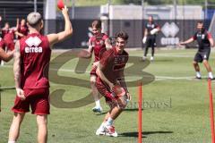 3. Liga; FC Ingolstadt 04 - Trainingsauftakt, erstes Training nach der Sommerpause; Dennis Borkowski (7, FCI) Emre Gül (5, FCI) Frederik Christensen (11, FCI)