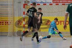 Lotto - Hallen - Bayerncup -  Saison 2022/2023 SV Manching - TSV Denkendorf -  Johann Rybalko schwarz Manching #3 schießt ein Tor - jubel - Lukas Schießl Torwart TSV Denkendorf - Foto: Meyer Jürgen