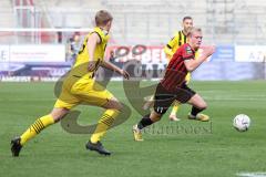 3. Liga; FC Ingolstadt 04 - Borussia Dortmund II; Tobias Bech (11, FCI) Pudel Bjarne ( BVB2)