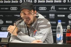 3. Liga; FC Ingolstadt 04 - SpVgg Unterhaching; Interview Pressekonferenz Cheftrainer Marc Unterberger (SpVgg)