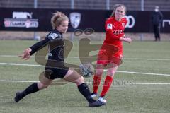 2. Frauen-Bundesliga - Saison 2021/2022 - FC Ingolstadt 04 - Eintracht Frankfurt II - Scharly Jana (#20 FCI) - Platner Paulina Frankfurt schwarz - Foto: Meyer Jürgen