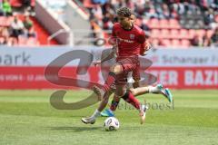 3. Liga; FC Ingolstadt 04 - SV Waldhof Mannheim; Übersteiger Yann Sturm (7, FCI)