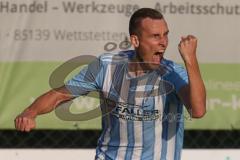 Kreisliga - Saison 2025/26- SV Kasing - FC Sandersdorf -  Der 0:1 Führungstreffer durch Thomas Kuttenberger blau Sandersdorf - jubel - - XXXXX - Foto: Meyer Jürgen