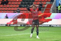 3. Liga; FC Ingolstadt 04 - Hallescher FC; Tor verpasst, Moussa Doumbouya (27, FCI) ärgert sich