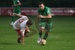 Landesliga - Saison 2024/25 - SV Manching - FC Gundelfingen - Maximilian Braun weiss Gundelfingen - Marcel Posselt (Nr.19 - SV Manching) - Foto: Meyer Jürgen