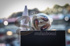 3. Liga; SC Verl - FC Ingolstadt 04; vor dem Spiel offizieller Spielball