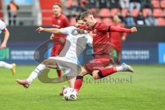 3. Liga; FC Ingolstadt 04 - TSG Hoffenheim II; Gustav Christensen (24, FCI) Erlein Luca (24 TSG) Zweikampf Kampf um den Ball