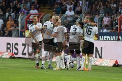 3.Liga - Saison 2022/2023 - VFL Osnabrück - FC Ingolstadt 04 - Das Spiel ist aus - Jubel - Tobias Schröck (Nr.21 - FCI) - Kristensen Tobias (Nr.11 - FCI) - Calvin Brackelmann (Nr.17 - FCI) - Visar Musliu (Nr.16 - FCI) - Dominik Franke (Nr.3 - FCI) -  - Fo
