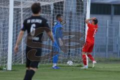 Bayernliga Süd - Saison 2022/2023 - FC Ingolstadt 04 - SV Erlbach - Keidel Felix (Nr.6 - Fc Ingolstadt 04 II) mit einer vergebenen Torchance - - Welder de Souza Lima Torwart Erlbach - Foto: Meyer Jürgen