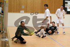 Hallenturnier in Gaimersheim TSV Gaimersheim gegen VFB Kipfenberg  Willenbockel Marc beim Torschuß  -  Foto: Jürgen Meyer