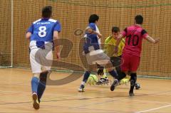 Fußball Hallenturnier in Gaimersheim Karoca Muhammed mit der 1:0 Führung Foto: Jürgen Meyer