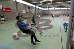 Hallenfussballturnier FC Gruen-Weiss Ingolstadt Bajraktan Refki mit dem 2:1 Fuehrungstreffer fuer Gruen-Weiss Ingolstadt II Foto: Juergen Meyer