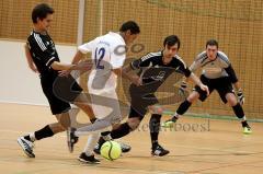 Hallenturnier in Gaimersheim TSV Gaimersheim gegen VFB Kipfenberg  Chaalali Anis (weiß Kipfenberg)beim trippling -  Foto: Jürgen Meyer