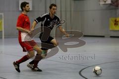 Hallenmeisterschaft Fußball - Endspiel Kösching -Gaimersheim - Gelbmann Simon Gaimersheim schwarz - Braun Markus rot Kösching - Foto: Marek Kowalski