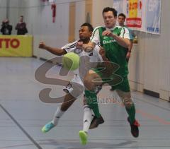 Fußball-Hallenmeisterschaft Kreis Donau/Isar in Manching - Friedrichshofen gegen SV Manching. linkks der beste Torschütze