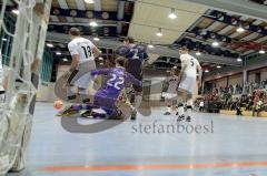Futsalturnier in Manching - Endspiel Tus Geretsried - SV Erlbach -  Lang Florian #2 (Geretsried) -Riedl Christoph #18 (Erlbach) - Klaus Malek #22 (Erlbach) - Schreiner Peter #5 (Erlbach) - Foto: Jürgen Meyer