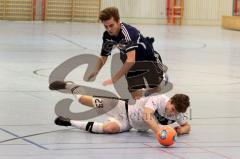 Futsalturnier in Manching - Endspiel Tus Geretsried - SV Erlbach -  Spinner Sebastian #23 (Erlbach) - Baldus Maximilian (dunkel Geretsried) - Foto: Jürgen Meyer