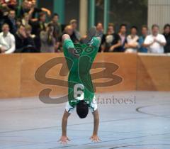 Manching - Oberbayerische Hallenmeisterschaft 2010 - Sieger FC Unterföhring - Torjubel Salto