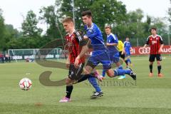 A-Junioren Bayernliga U19 - FC Ingolstadt 04 - FC Deisenhofen - Mario Götzendörfer im Zweikampf  - Foto: Adalbert Michalik