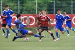 A-Junioren Bayernliga U19 - FC Ingolstadt 04 - FC Deisenhofen - Mario Götzendörfer im Zweikampf  - Foto: Adalbert Michalik