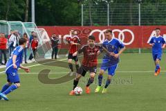 A-Junioren Bayernliga U19 - FC Ingolstadt 04 - FC Deisenhofen - Darius Jalinous im  Zweikampf - Foto: Adalbert Michalik