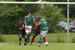 Kreisliga - TSV Baar Ebenhausen - FC Geisenfeld - Florian Lang #8 mit Treffer zum 0:2 - Manuel Kirner Torwart Ebenhausen - Foto: Jürgen Meyer