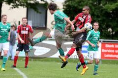 Kreisliga - TSV Baar Ebenhausen - FC Geisenfeld - Fahd Imakor #9 rot Ebenhausen - Simon Kirmaier #5 grün Geisenfeld - Foto: Jürgen Meyer