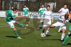 Landesliga Südost -FC Gerolfing - FC F. Markt Schwaben - Florian Ihring (#14 Gerolfing) - Merdzanic Dennis (#5 Markt Schwaben) duckt sich - Foto: Jürgen Meyer