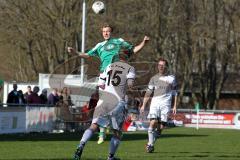 Landesliga Südost -FC Gerolfing - FC F. Markt Schwaben - Florian Ihring (#14 Gerolfing) - Putzke Dominik (#15 Markt Schwaben) - Foto: Jürgen Meyer