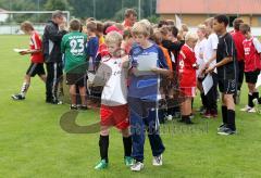 Fußball Talentsichtungstag - Bayerischer Fußball-Verband e.V. in Friedrichshofen - Rekordteilnehmerzahl von 86 Kindern des Jahrgangs 1998. Danach wurden die Urkunden vergeben