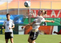 Frauen Fußball - Deutschland - Nordkorea 2:0 - Simone Laudehr